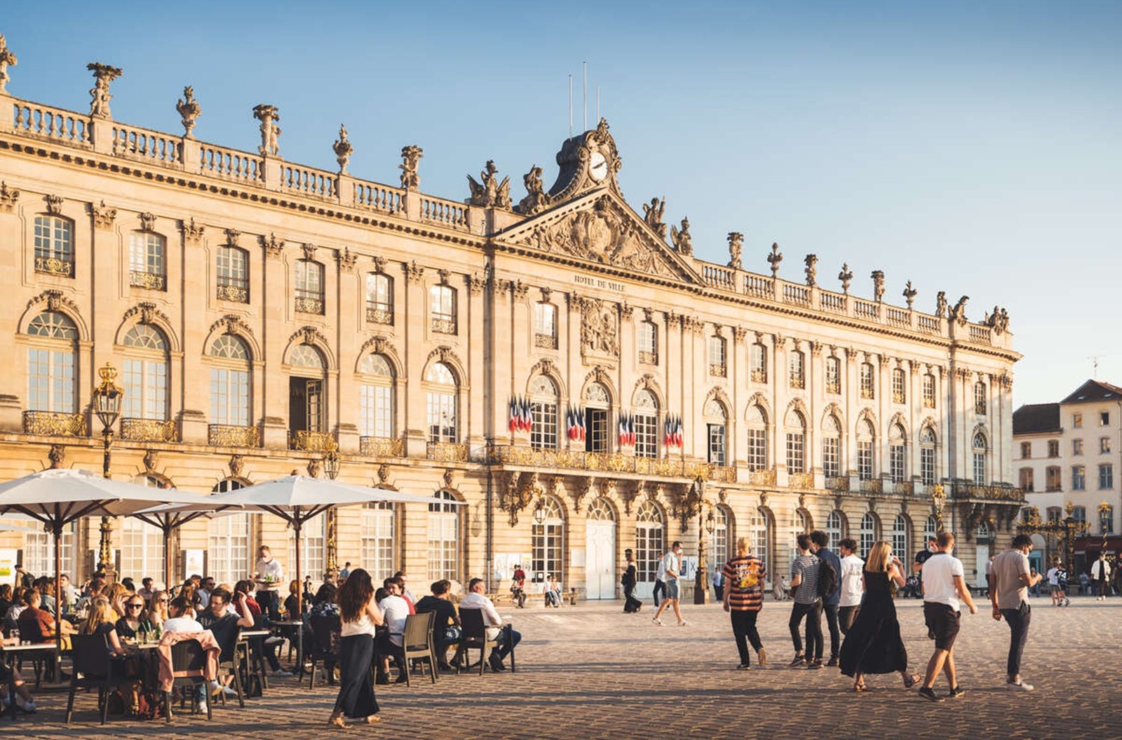 Place Stanislas ARTEGE Pierre Defontaine